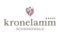01_Hauptlogo_Hoch_Final_Tagline_SCHWARZWALD_1_Color_V1 Logo Hotel Kronelamm